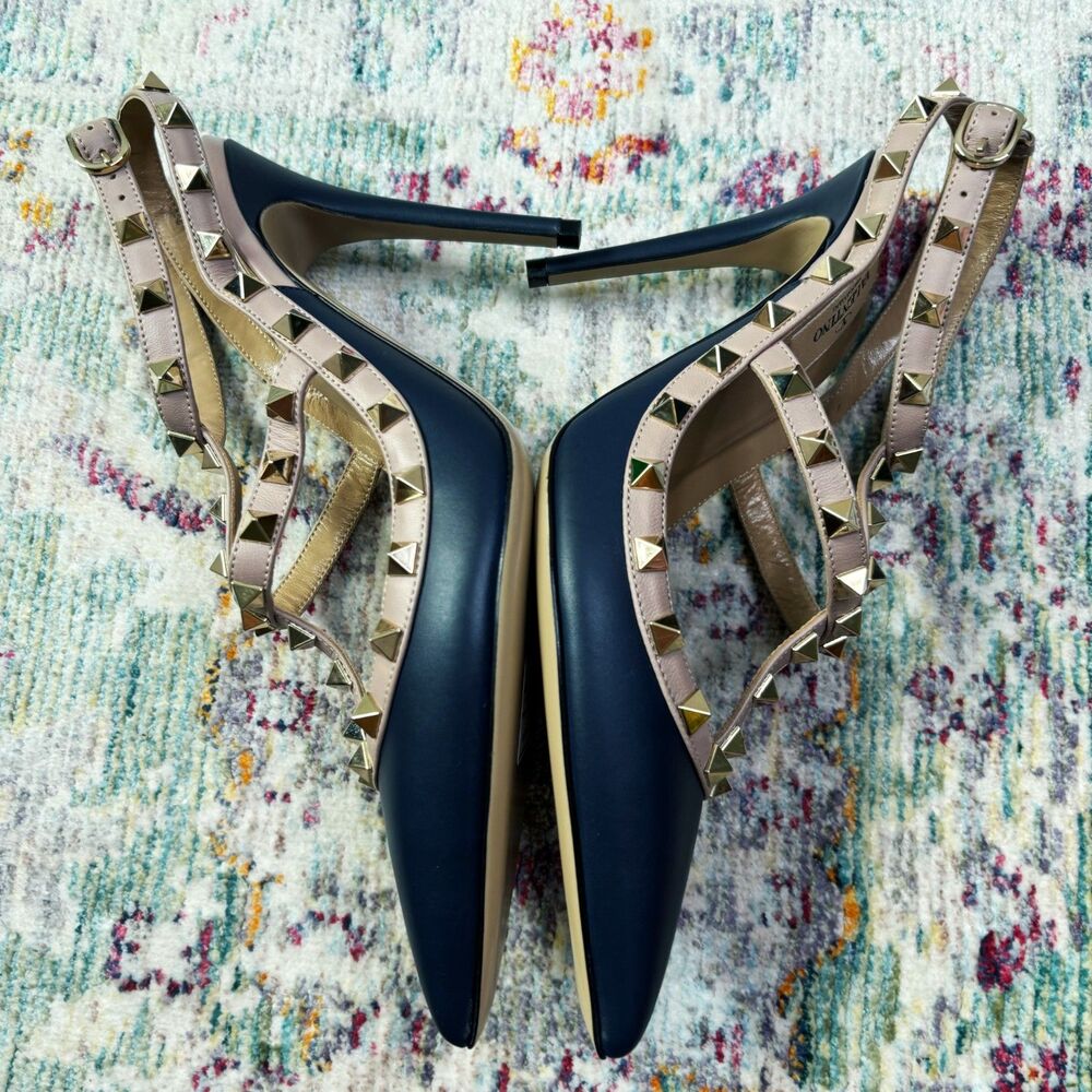 Valentino Black Rockstud Point Toe Heels - Picture 9 of 10